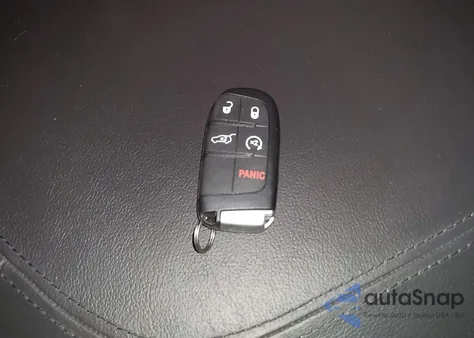 2019 Jeep Grand Cherokee High Altitude 4X4 from USA, damaged, VIN 1C4RJFCG5KC809656